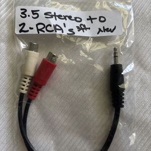 3.5 mm Stereo/M-2 RCA female